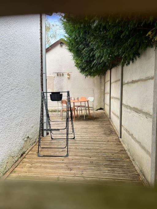 La Jolie Petite Maison Saint-André-les-Vergers Exterior foto